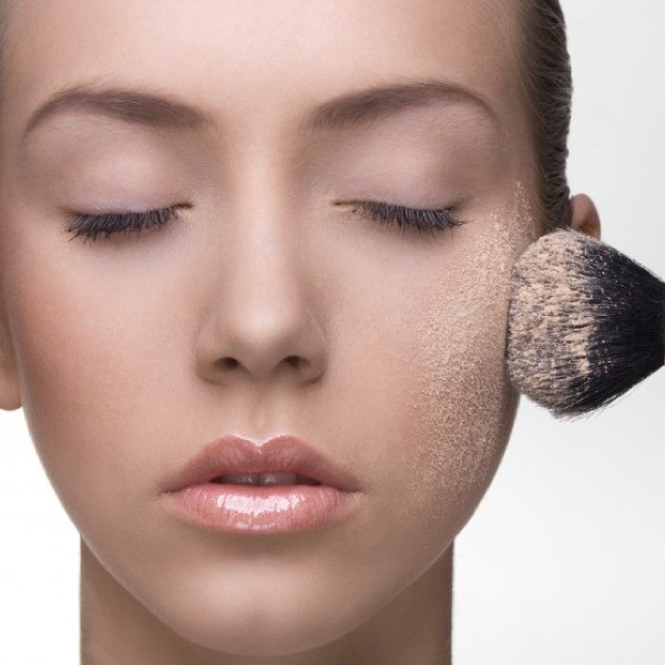 Maquillaje para el rostro (bases y polvos)